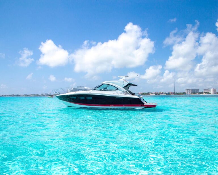 Cancun yacht rentals