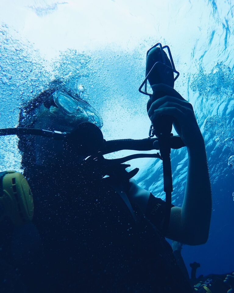 diver, diving, exploration